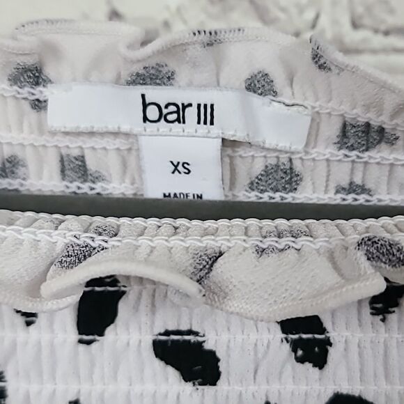 BAR III Women's Black & White Animal Printed Off-The-shoulder Smocked Fitted Top - Picture 6 of 10